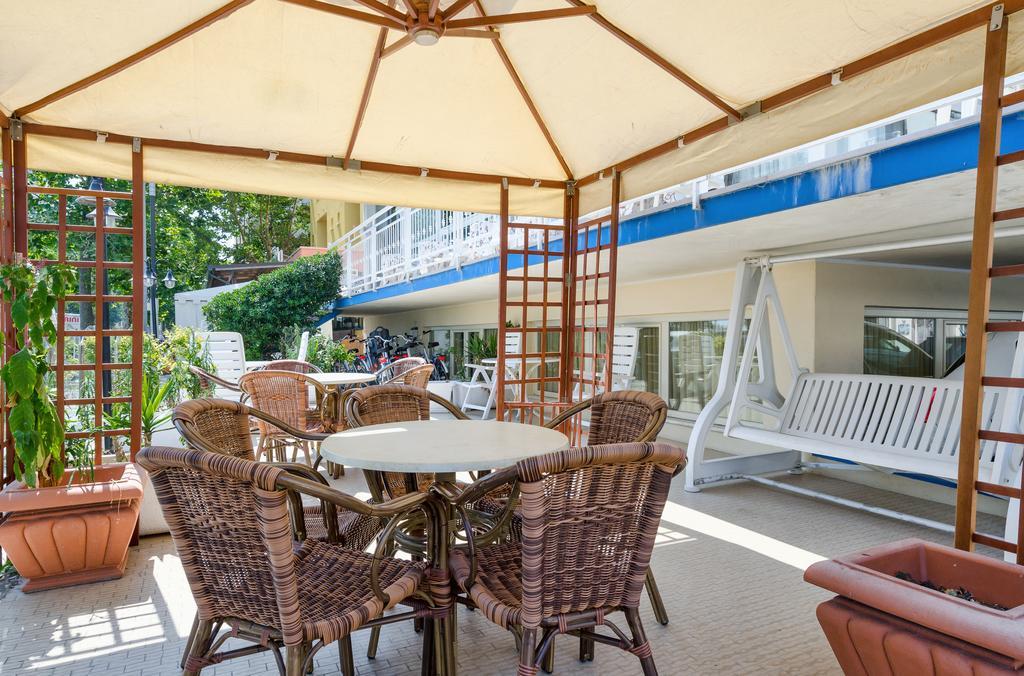 Hotel Los Angeles - Fronte Mare Riccione Zewnętrze zdjęcie