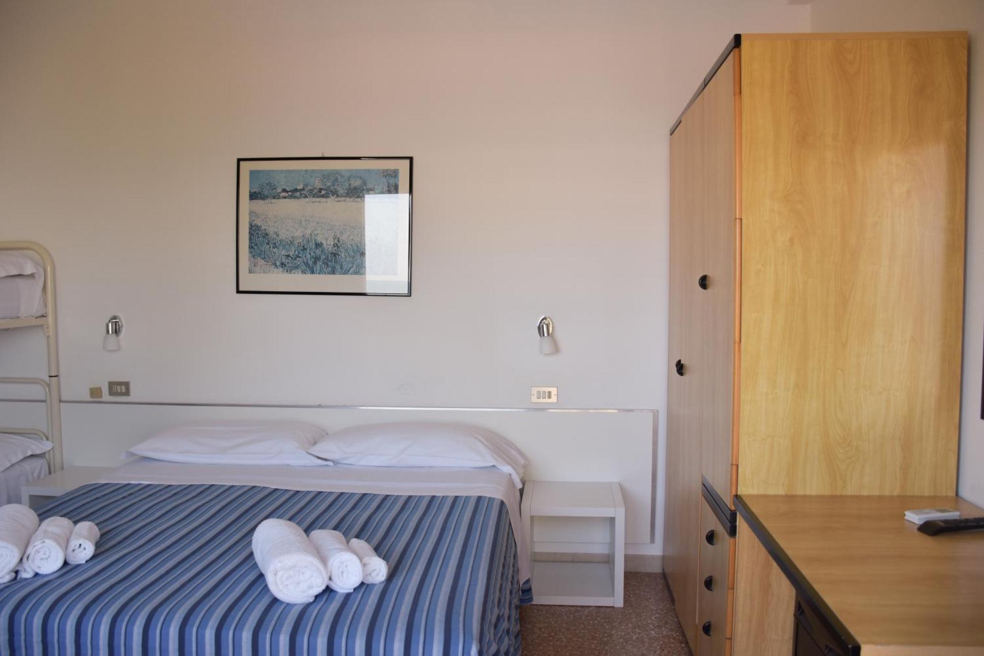 Hotel Los Angeles - Fronte Mare Riccione Zewnętrze zdjęcie