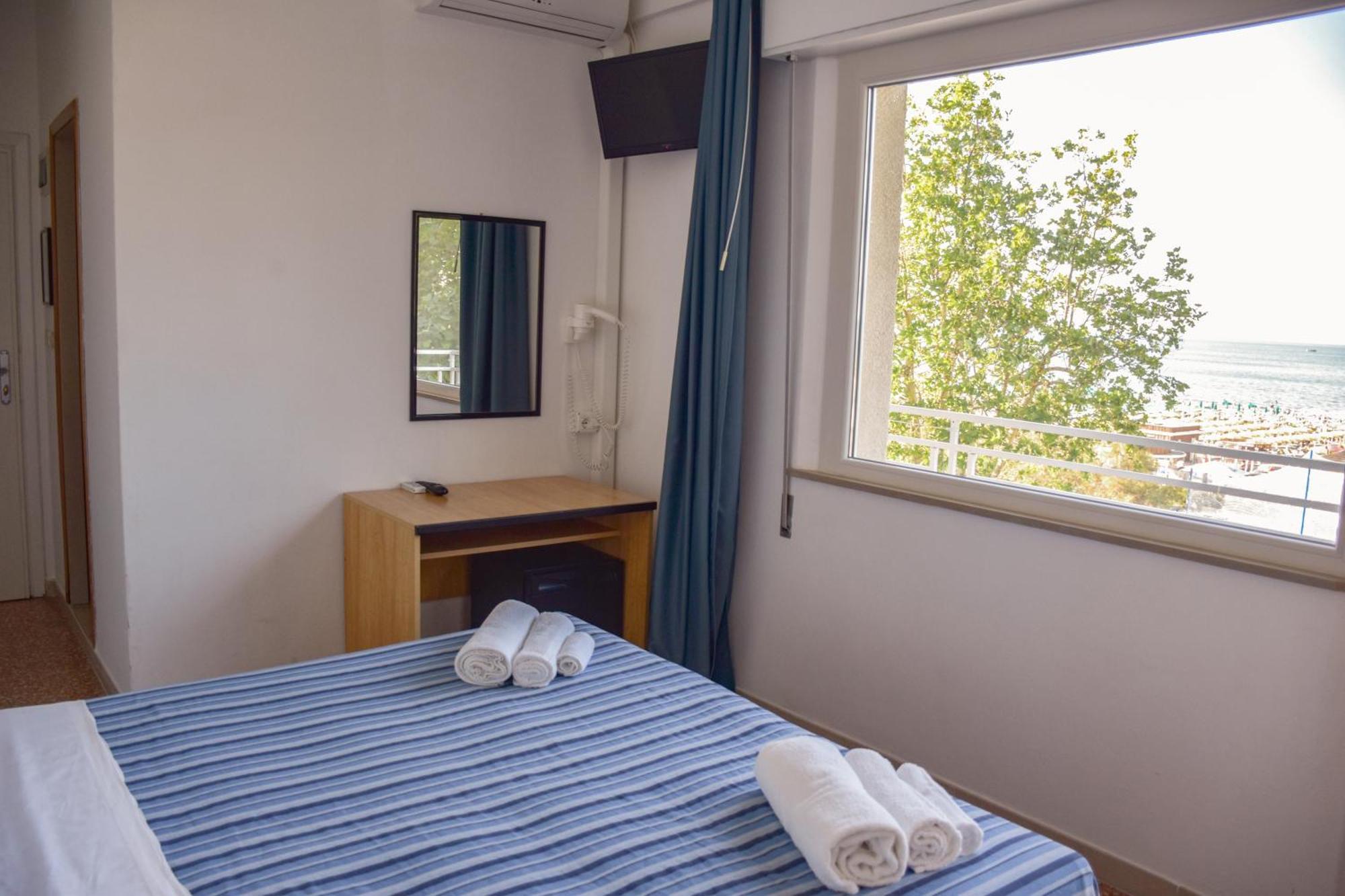 Hotel Los Angeles - Fronte Mare Riccione Zewnętrze zdjęcie