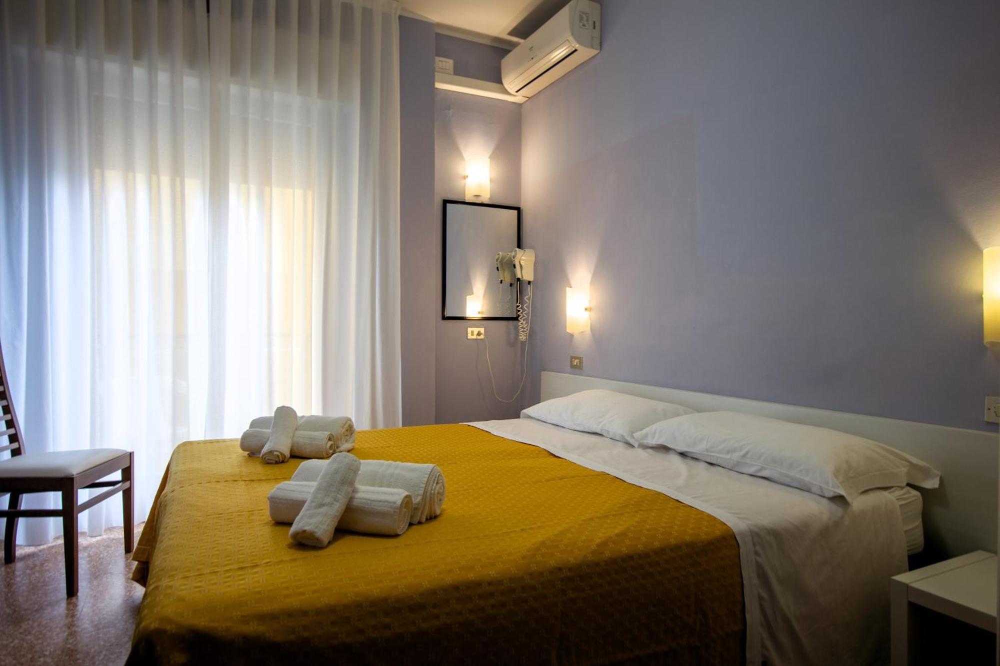 Hotel Los Angeles - Fronte Mare Riccione Zewnętrze zdjęcie